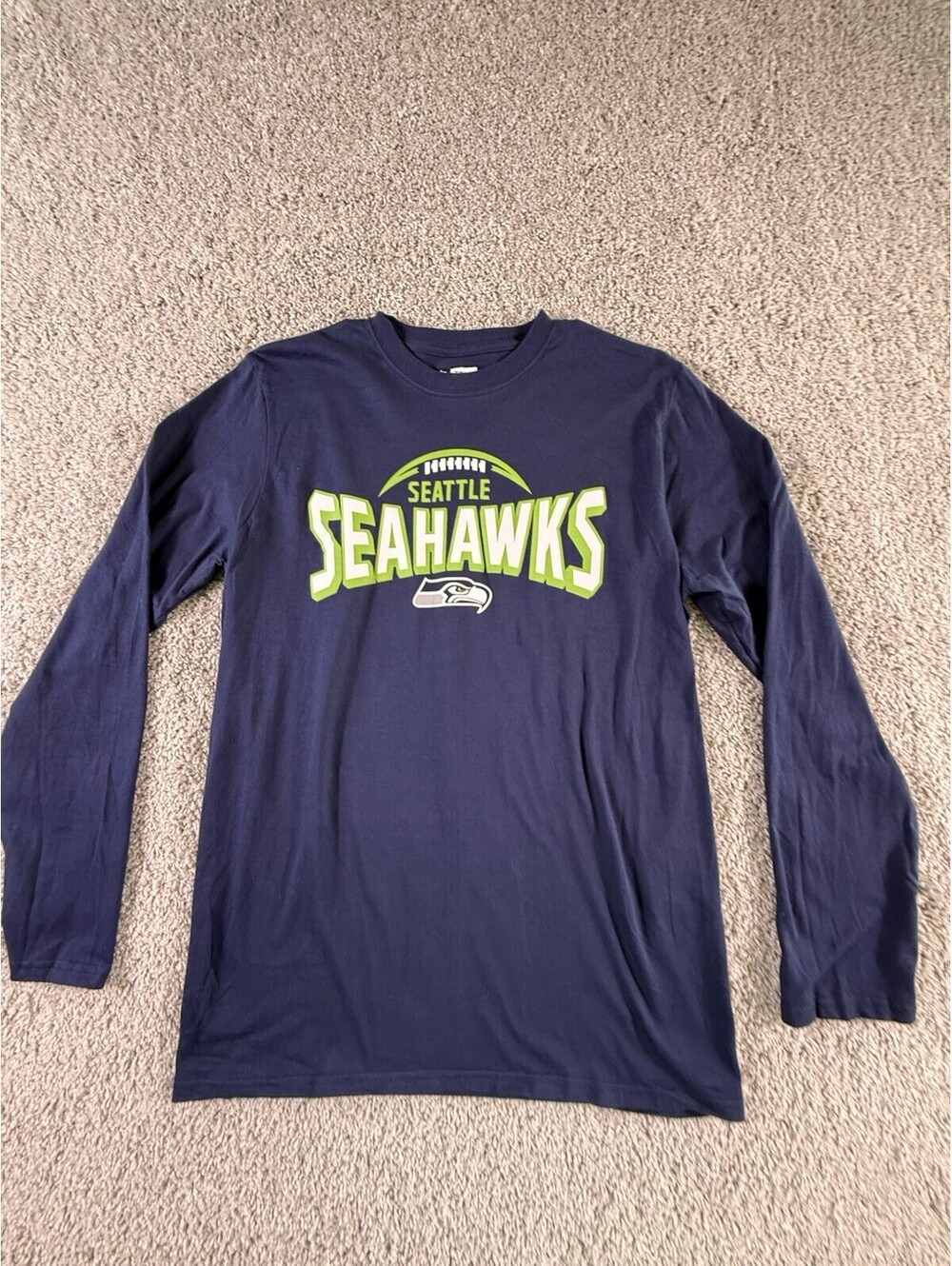 Seattle Seahawks Men’s Medium Long Sleeve Shirt Blue